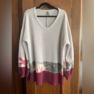 Honeyme V-Neck Sweater in Cream and Burgundy with Tie-Dye Details
